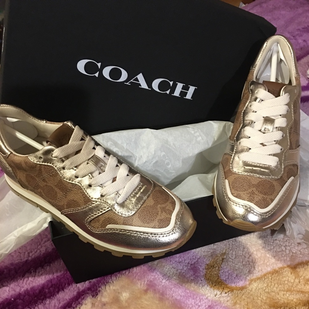 🆕Coach signature coated canvas and leather shoes